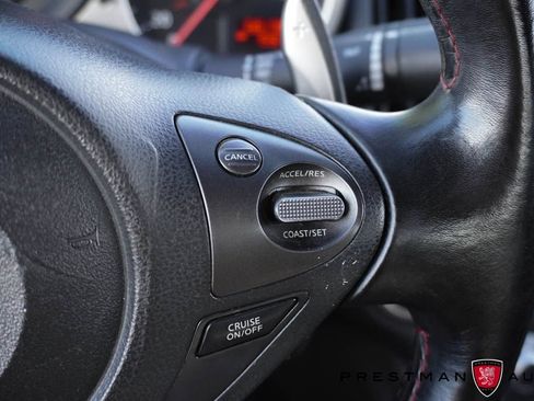 Used 2016 Nissan 370Z Coupe RWD image 23