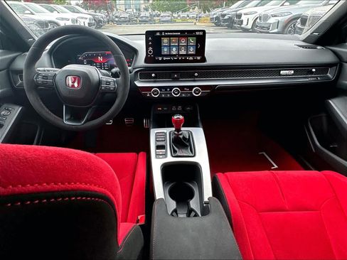 Used 2023 Honda Civic Type R image 10