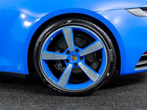 Used 2022 Porsche 911 Carrera image 18