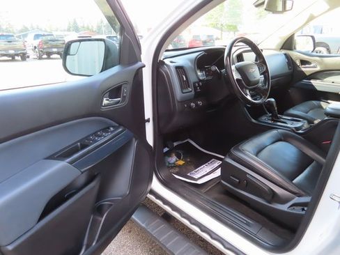 Used 2018 Chevrolet Colorado Z71 image 19