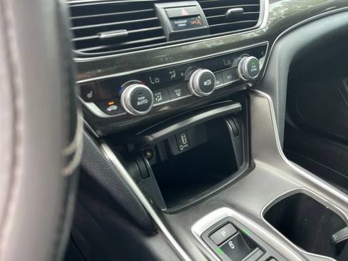 Used 2020 Honda Accord Sport image 25
