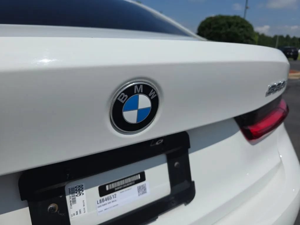 Used 2020 BMW 330i Sedan w/ Convenience Package RWD image 10