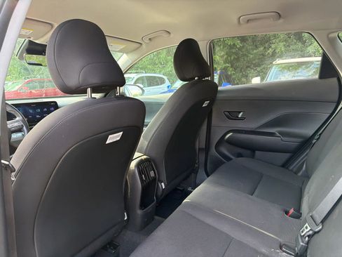 Used 2024 Hyundai Kona SEL AWD/4WD image 6
