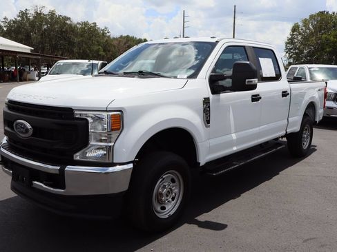 Used 2022 Ford F250 XL w/ Power Equipment Group AWD/4WD image 5