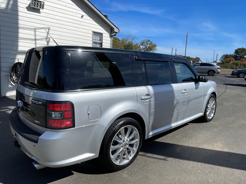 Used 2011 Ford Flex Titanium AWD/4WD image 6