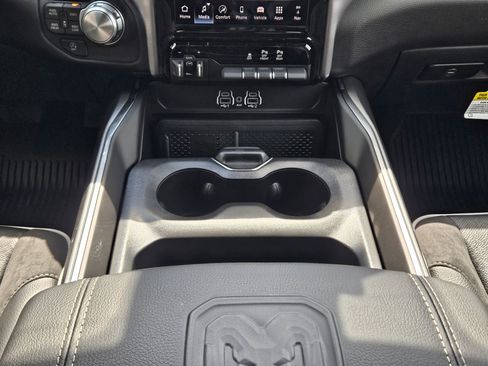 New 2026 RAM 1500 Laramie w/ Laramie Southwest Edition AWD/4WD image 10