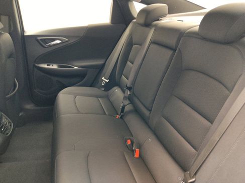 Used 2025 Chevrolet Malibu LT FWD image 18