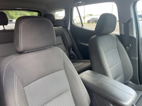 Used 2023 GMC Terrain SLE w/ Driver Convenience Package FWD image 38