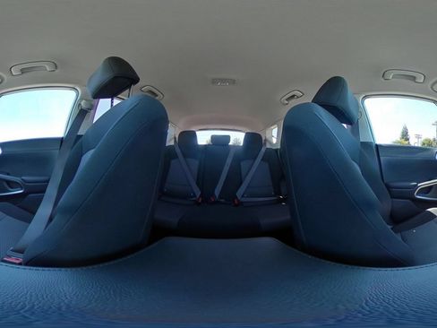 Used 2025 Kia Soul LX w/ LX Technology Package FWD image 37