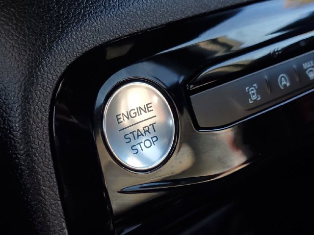 Certified 2024 Ford Escape ST-Line w/ Tech Pack #1 AWD/4WD image 22