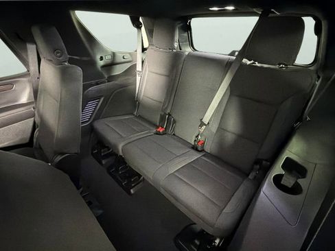 Certified 2025 Chevrolet Tahoe LS RWD image 29