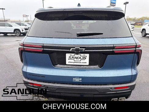 New 2026 Chevrolet Traverse LT w/ Midnight/Sport Edition image 8