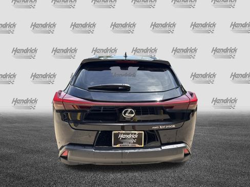 Used 2023 Lexus UX 250h AWD w/ Premium Package image 9