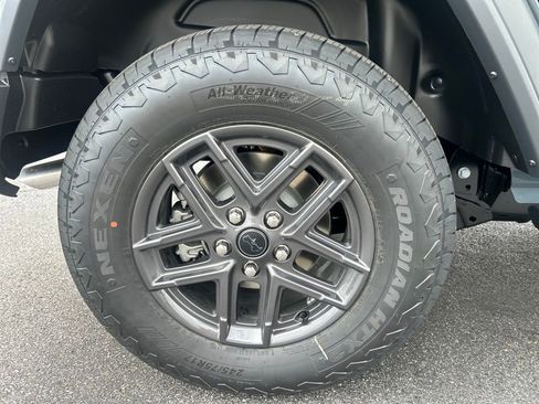 New 2025 Jeep Wrangler Unlimited Sport AWD/4WD image 14