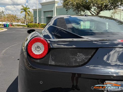 Used 2010 Ferrari 458 Italia Coupe image 61