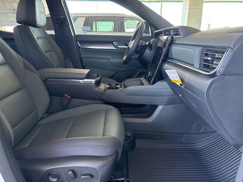 New 2026 GMC Terrain AT4 w/ Convenience Package III image 14