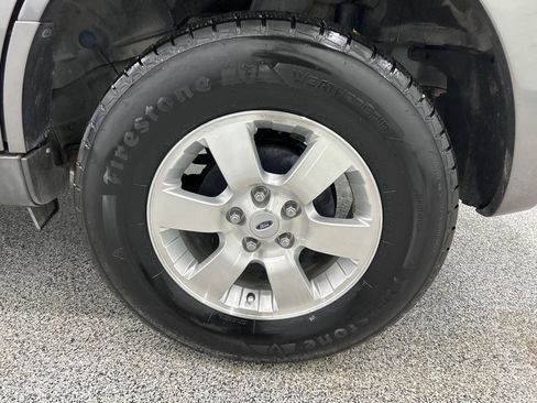 Used 2010 Ford Escape Limited AWD/4WD image 13