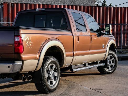 Used 2012 Ford F250 Lariat w/ Lariat Interior Pkg AWD/4WD image 12