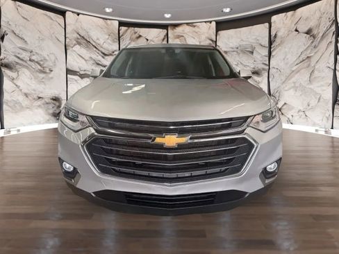 Used 2020 Chevrolet Traverse LT FWD image 7