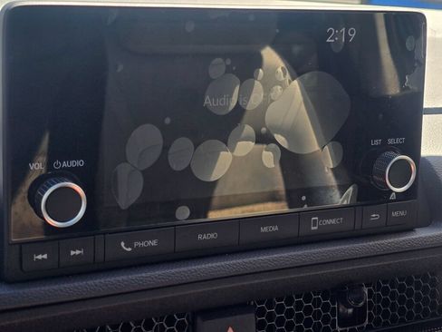 Certified 2025 Honda CR-V EX image 34