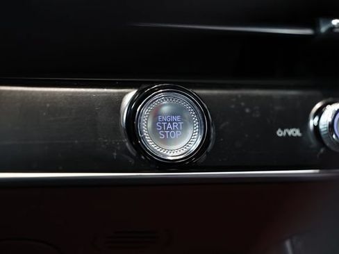 New 2026 Genesis GV70 2.5T Sport Prestige AWD/4WD image 40