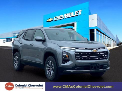New 2026 Chevrolet Equinox LT w/ Convenience Package II FWD image 1