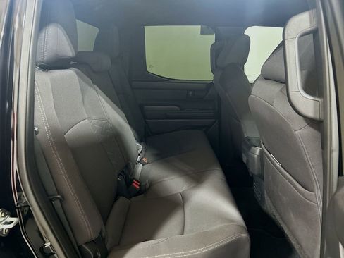 Used 2025 Toyota Tacoma SR5 AWD/4WD image 22