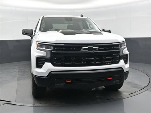Used 2024 Chevrolet Silverado 1500 LT Trail Boss w/ Protection Package image 10