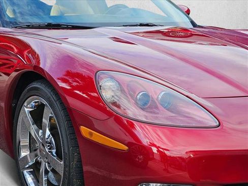 Used 2008 Chevrolet Corvette Coupe w/ Preferred Equipment Group RWD image 5