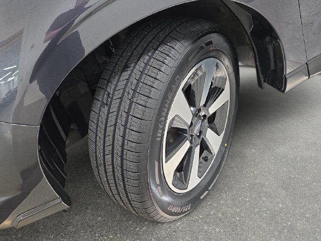 Used 2017 Subaru Forester 2.5i Premium w/ All-Weather Package AWD/4WD image 29