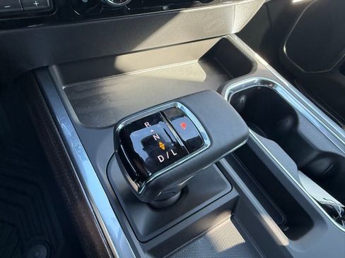 New 2026 Chevrolet Silverado 1500 LT Trail Boss w/ Convenience Package II AWD/4WD image 17