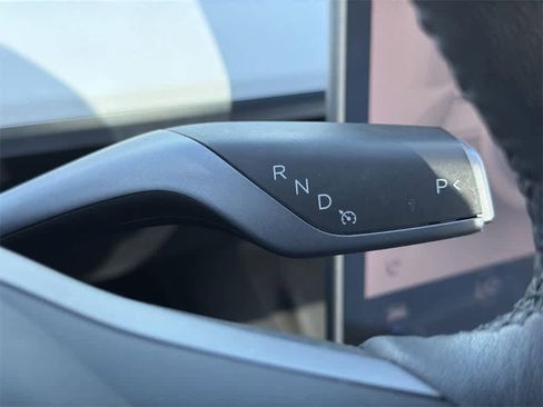 Used 2021 Tesla Model 3 Long Range image 18