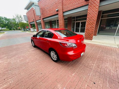 Used 2013 MAZDA MAZDA3 i Grand Touring FWD image 3