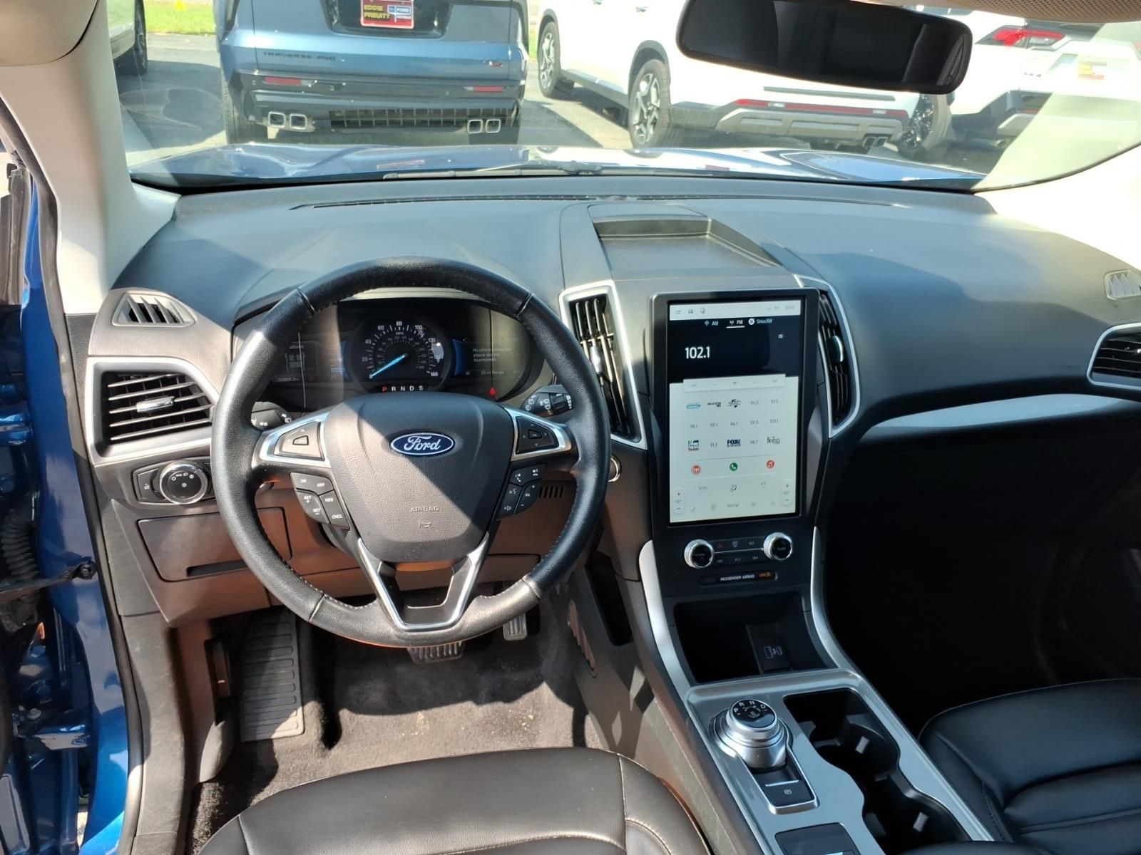 Used 2024 Ford Edge SEL AWD/4WD image 12