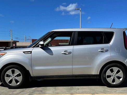 Used 2015 Kia Soul + w/ Eco Package FWD image 2