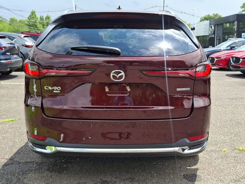 Certified 2025 MAZDA CX-90 Plug-In Hybrid w/ Premium Plus AWD/4WD image 5