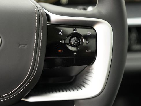 New 2025 INFINITI QX80 Sensory image 14