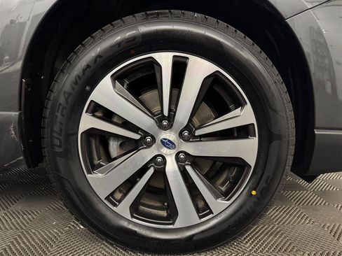 Used 2019 Subaru Outback 3.6R Limited AWD/4WD image 25