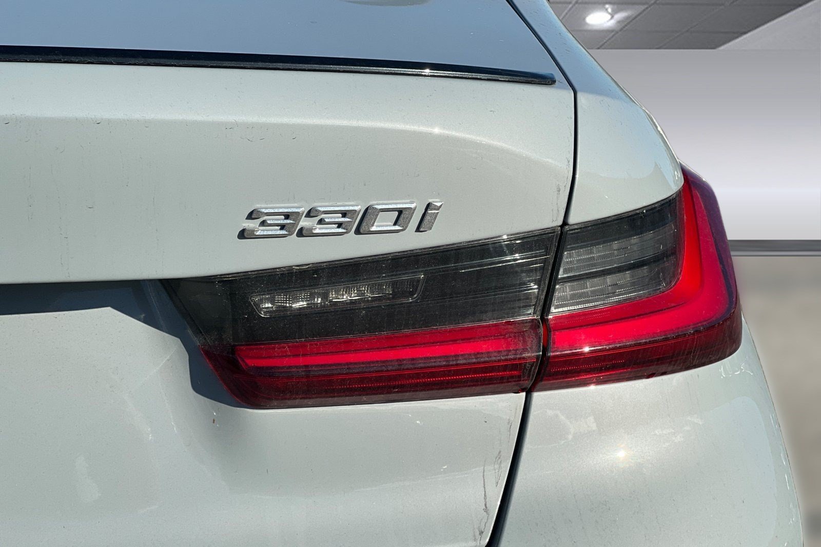 Used 2026 BMW 330i Sedan w/ M Sport Package RWD image 25