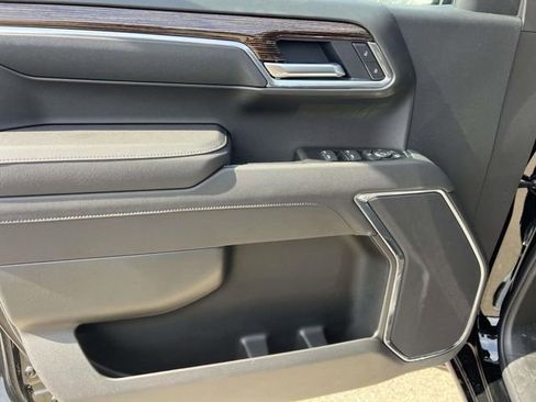 New 2026 GMC Sierra 1500 Elevation image 14