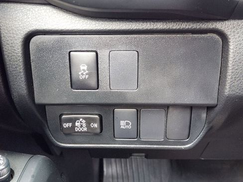 Used 2021 Toyota Tacoma SR w/ SR Convenience Package RWD image 26