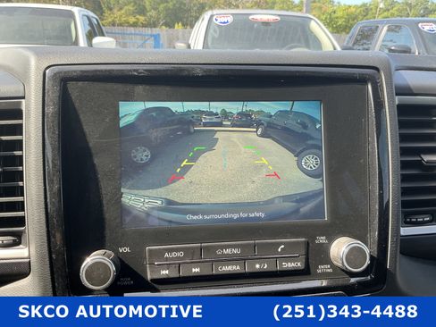 Used 2022 Nissan Frontier SV w/ Technology Package AWD/4WD image 17