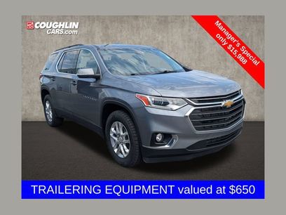 Used 2021 Chevrolet Traverse LT