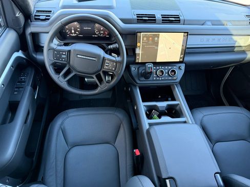 New 2026 Land Rover Defender 110 V8 image 28