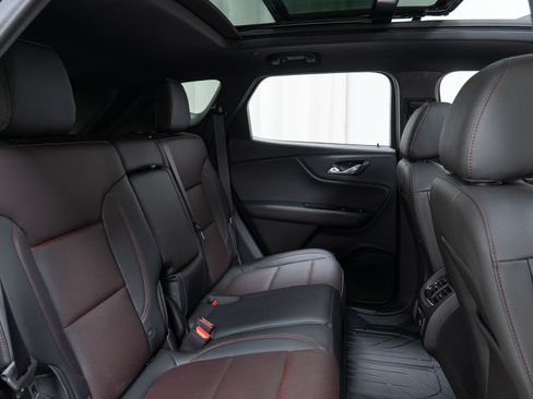 Used 2020 Chevrolet Blazer RS AWD/4WD image 24