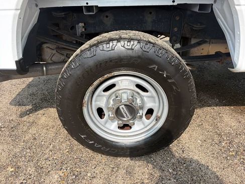 Used 2018 Ford F250 XL w/ Power Equipment Group AWD/4WD image 29