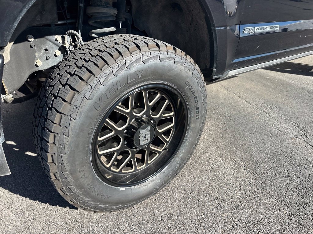 Used 2019 Ford F350 Platinum w/ Platinum Ultimate Package AWD/4WD image 7