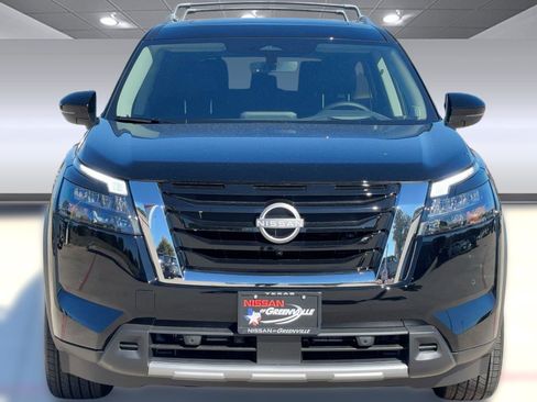 New 2025 Nissan Pathfinder Platinum w/ Cargo Package image 6