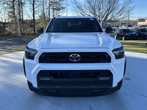 Certified 2025 Toyota 4Runner SR5 image 3