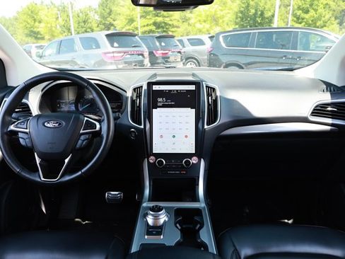 Used 2024 Ford Edge SEL AWD/4WD image 30